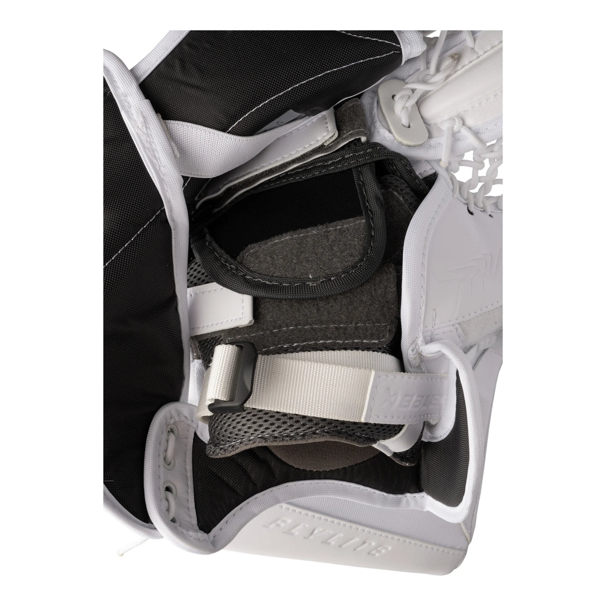 Bauer Vapor Flylite V90 Senior Goalie Catcher (2025) backhand strap detail