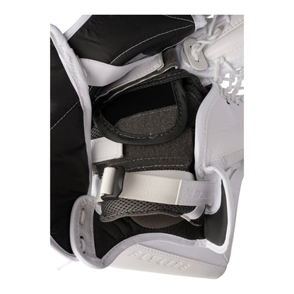 Bauer Vapor Flylite V90 Senior Goalie Catcher (2025) backhand strap detail