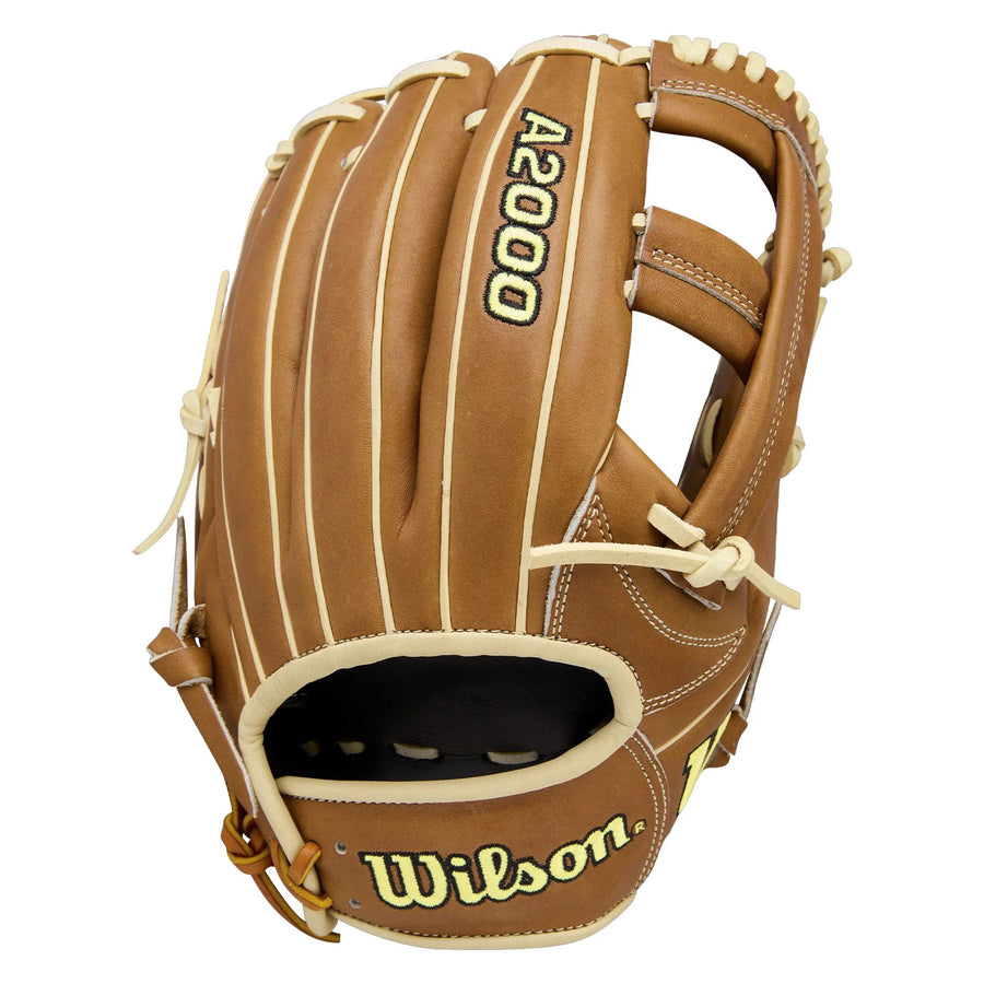 Wilson A2000 Classic EL3 11.75" Infield Baseball Glove (2026)