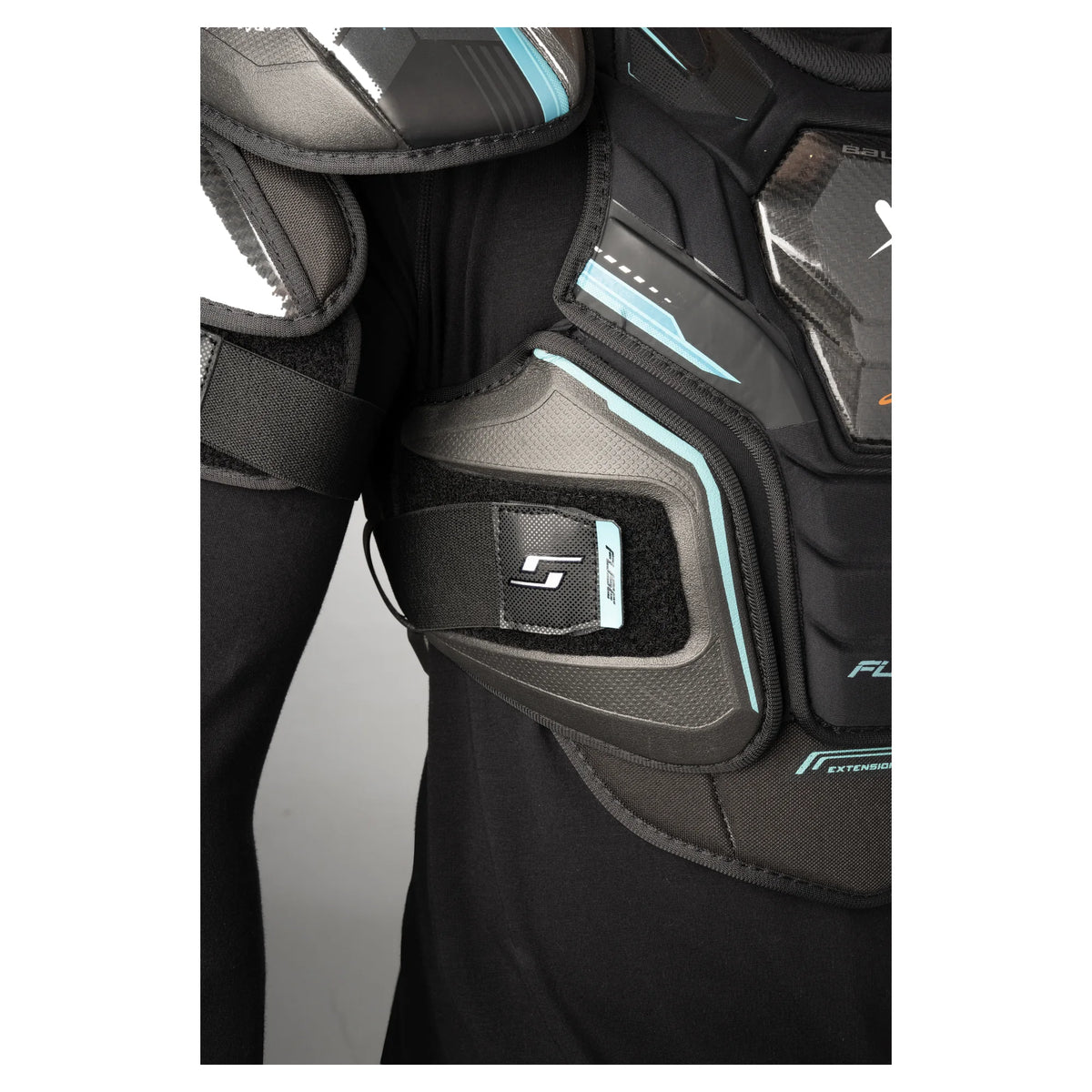 Bauer Supreme Fuse Intermediate Hockey Shoulder Pads (2026)