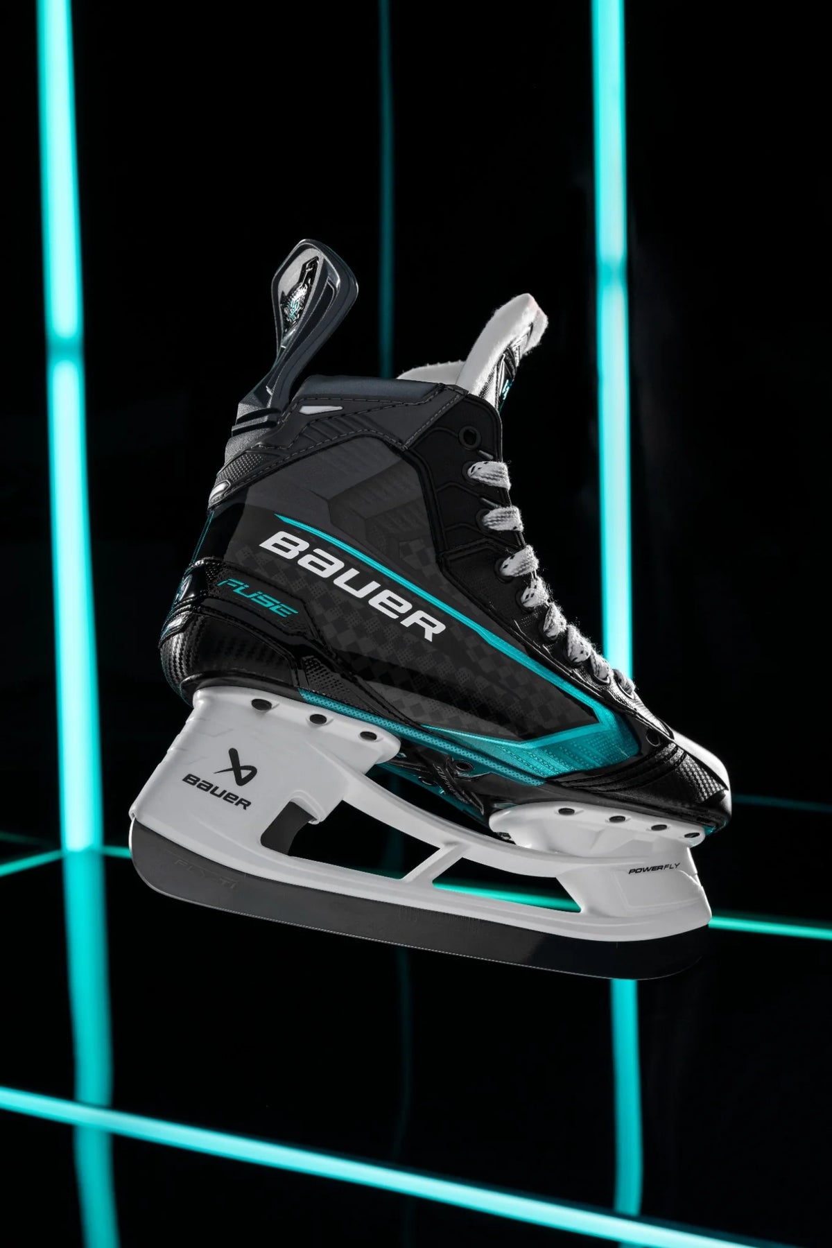 Bauer Supreme FUSE hockey skate side profile with POWERFLY holder