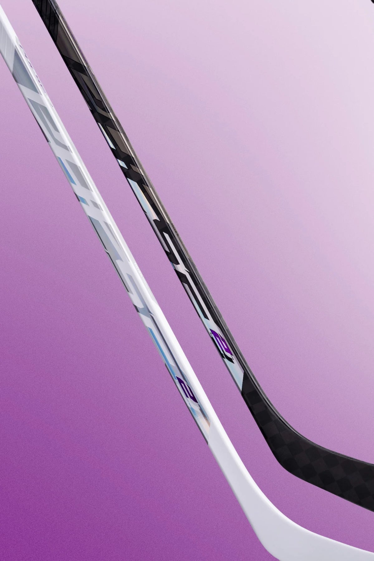 Bauer PULSE 2 black and white hockey stick blade and shaft detail