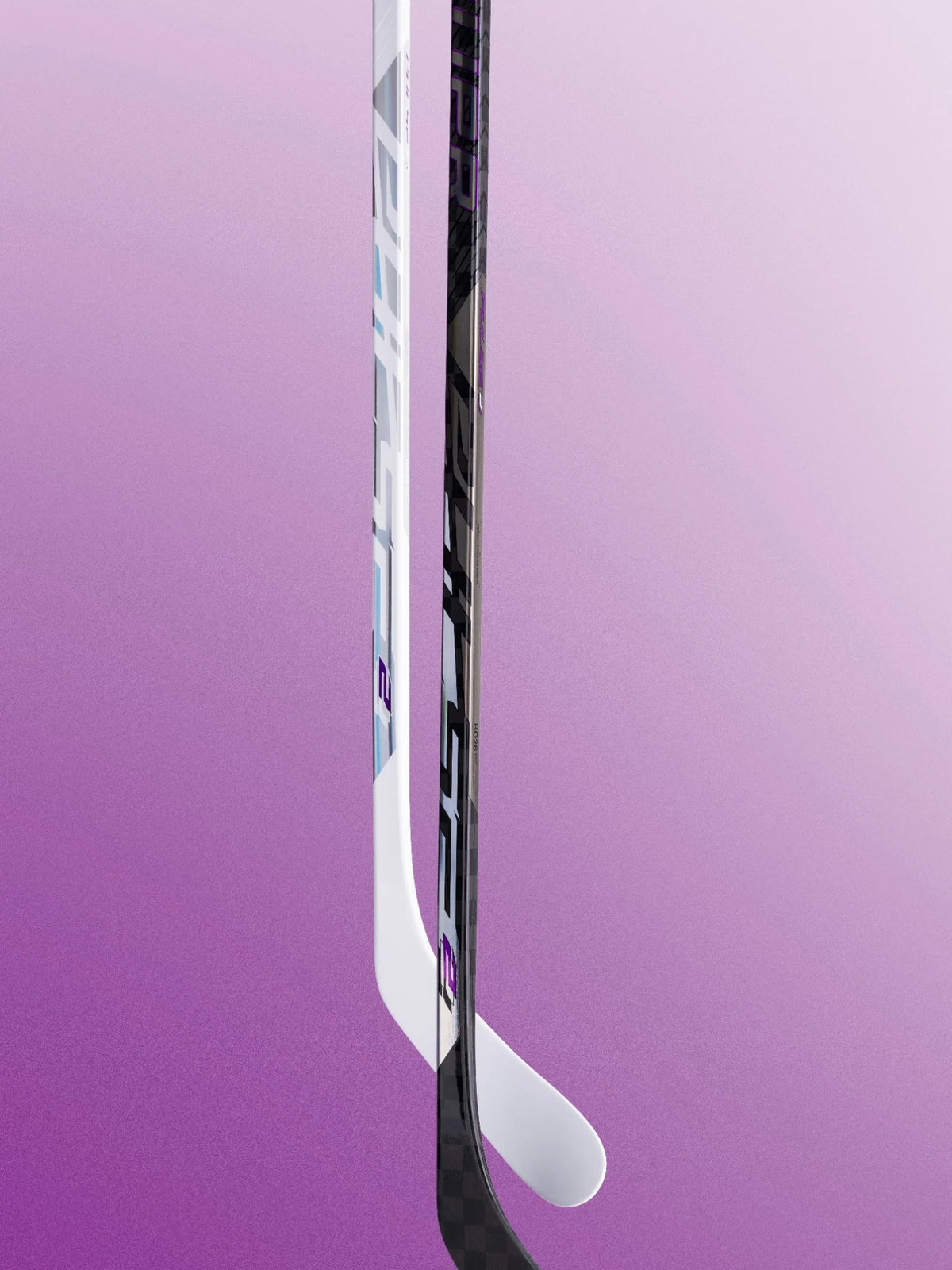 Bauer PULSE 2 black and white hockey sticks vertical detail